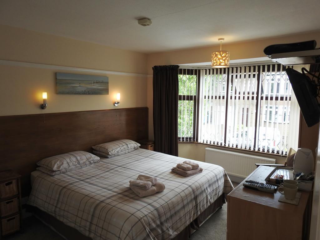 Cherish End Guest House ダンスタブル エクステリア 写真