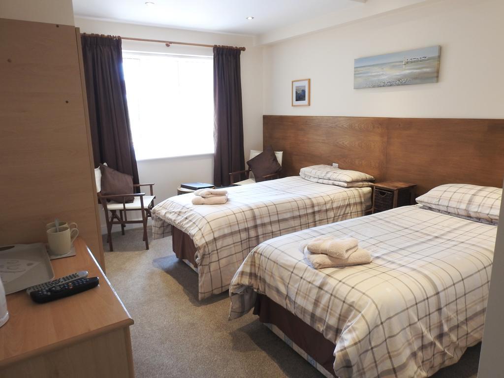 Cherish End Guest House ダンスタブル エクステリア 写真