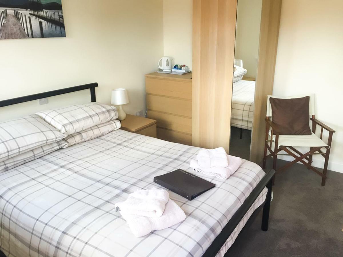 Cherish End Guest House ダンスタブル エクステリア 写真